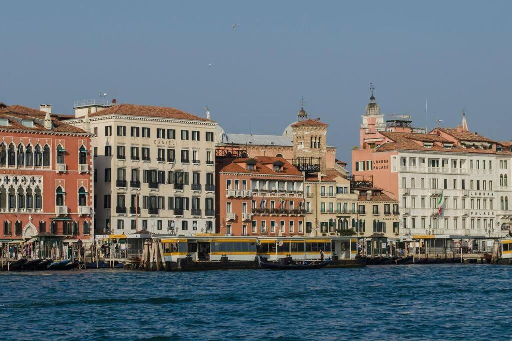 Ca' De Mezo Near San Marco Apartment Venice Luaran gambar